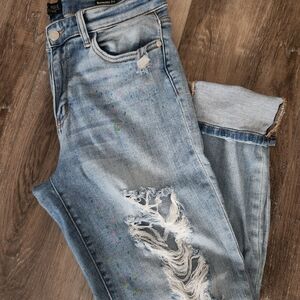 Distressed Light Blue Boyfriend Jeans